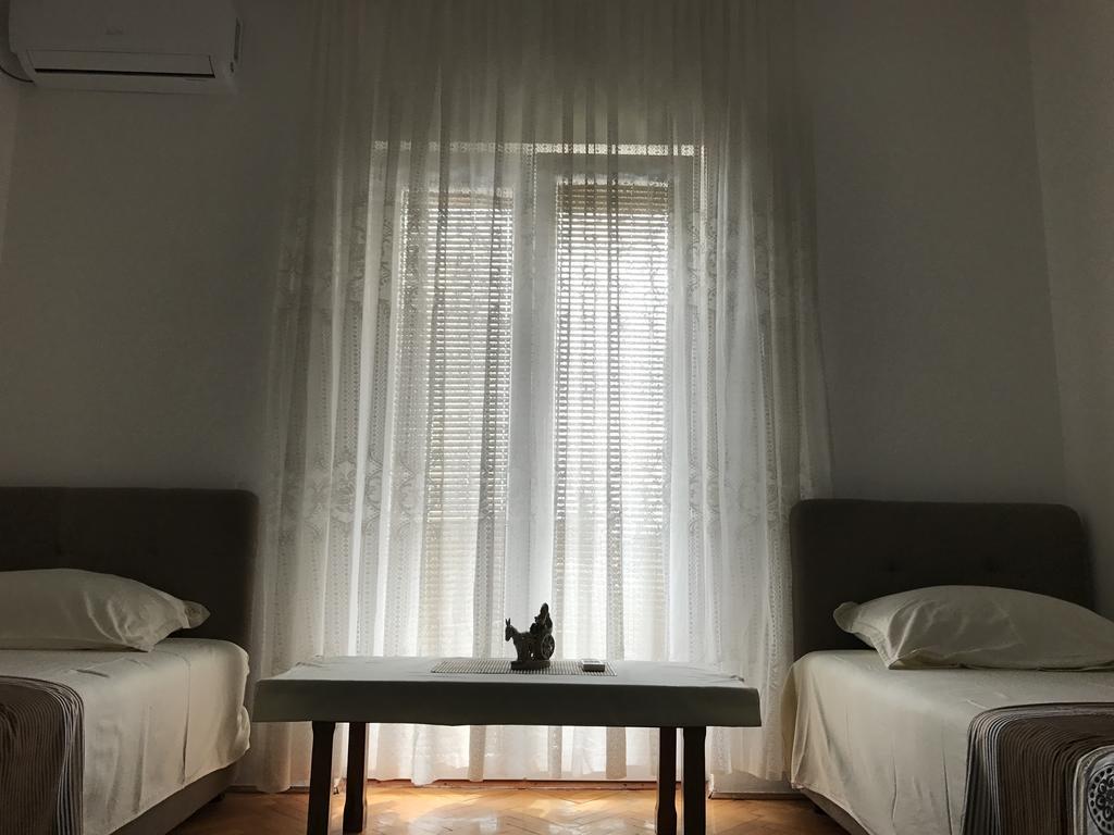 Apartments Pavicevic Τίβατ Εξωτερικό φωτογραφία