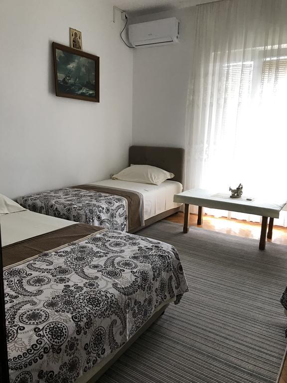 Apartments Pavicevic Τίβατ Εξωτερικό φωτογραφία