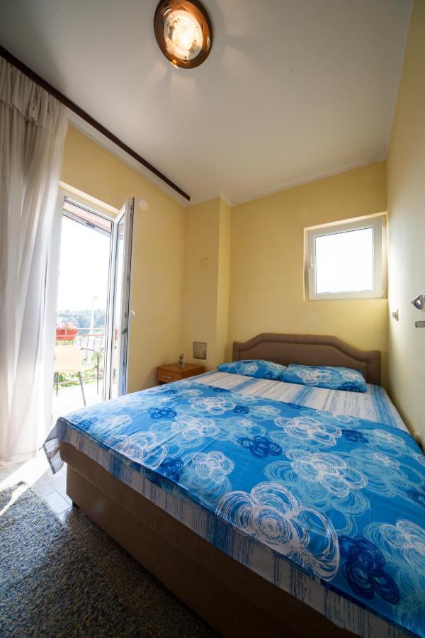 Apartments Pavicevic Τίβατ Δωμάτιο φωτογραφία