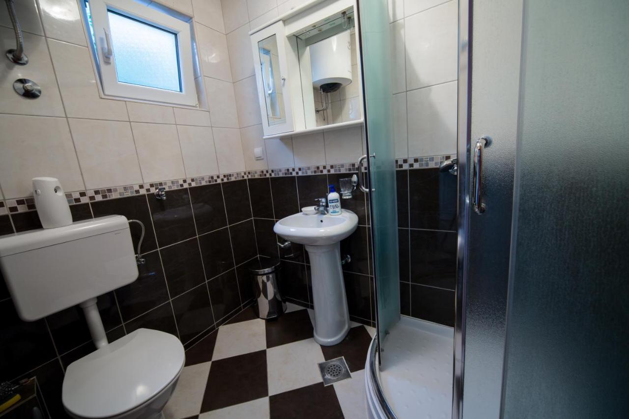 Apartments Pavicevic Τίβατ Δωμάτιο φωτογραφία